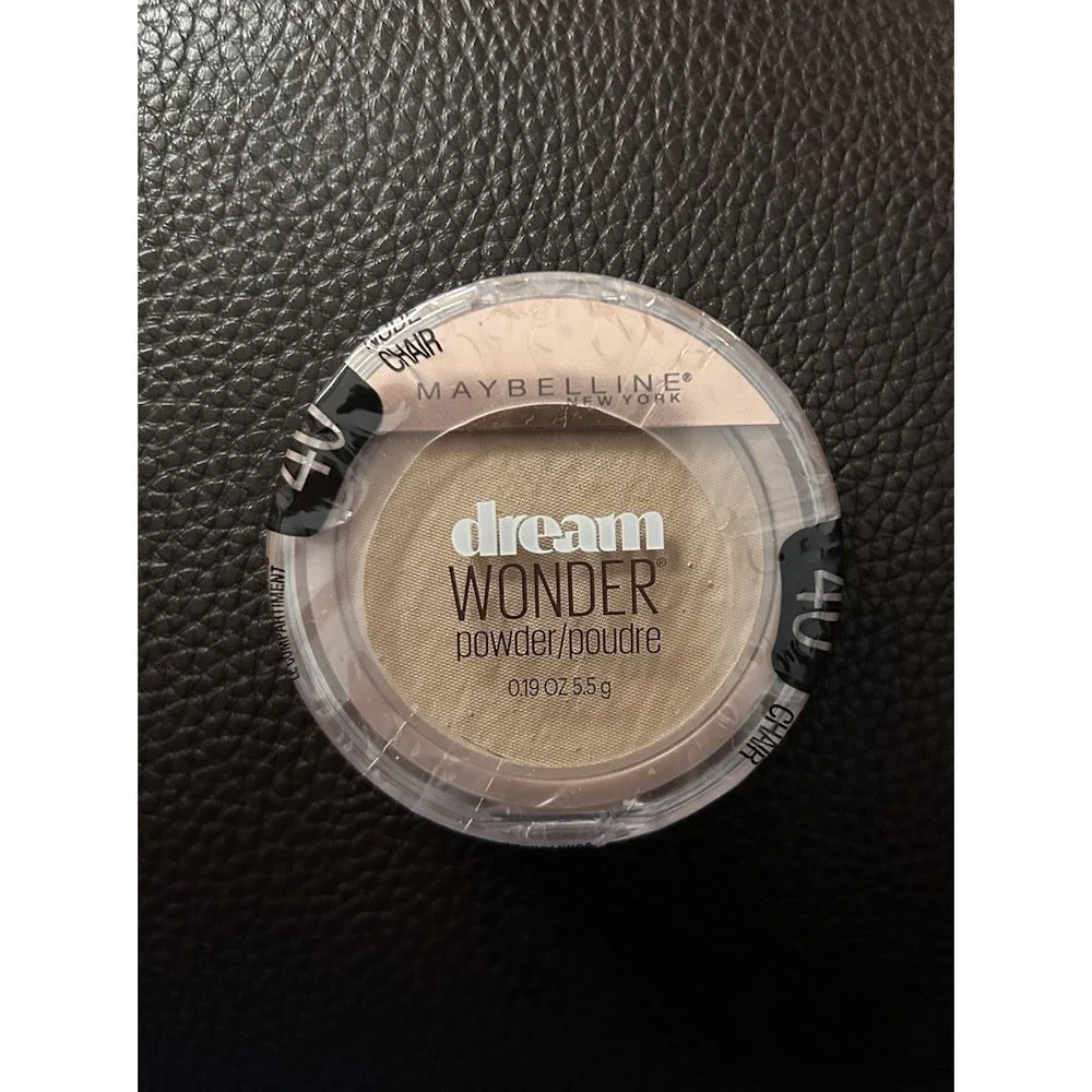 BRAND NEW MAYBELLINE Dream Wonder Powder 40 Nude Chair Sealed